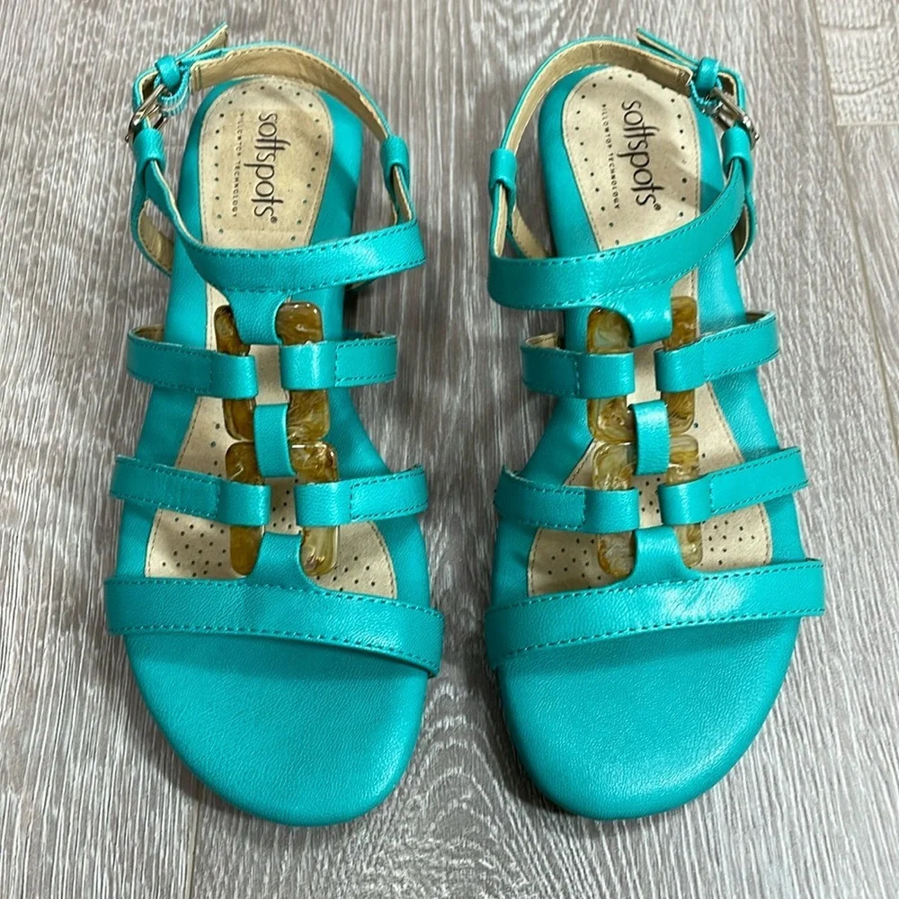 NWOT Softspots Leather Sabira Teal Sandals Pillowtop Technology 6.5M